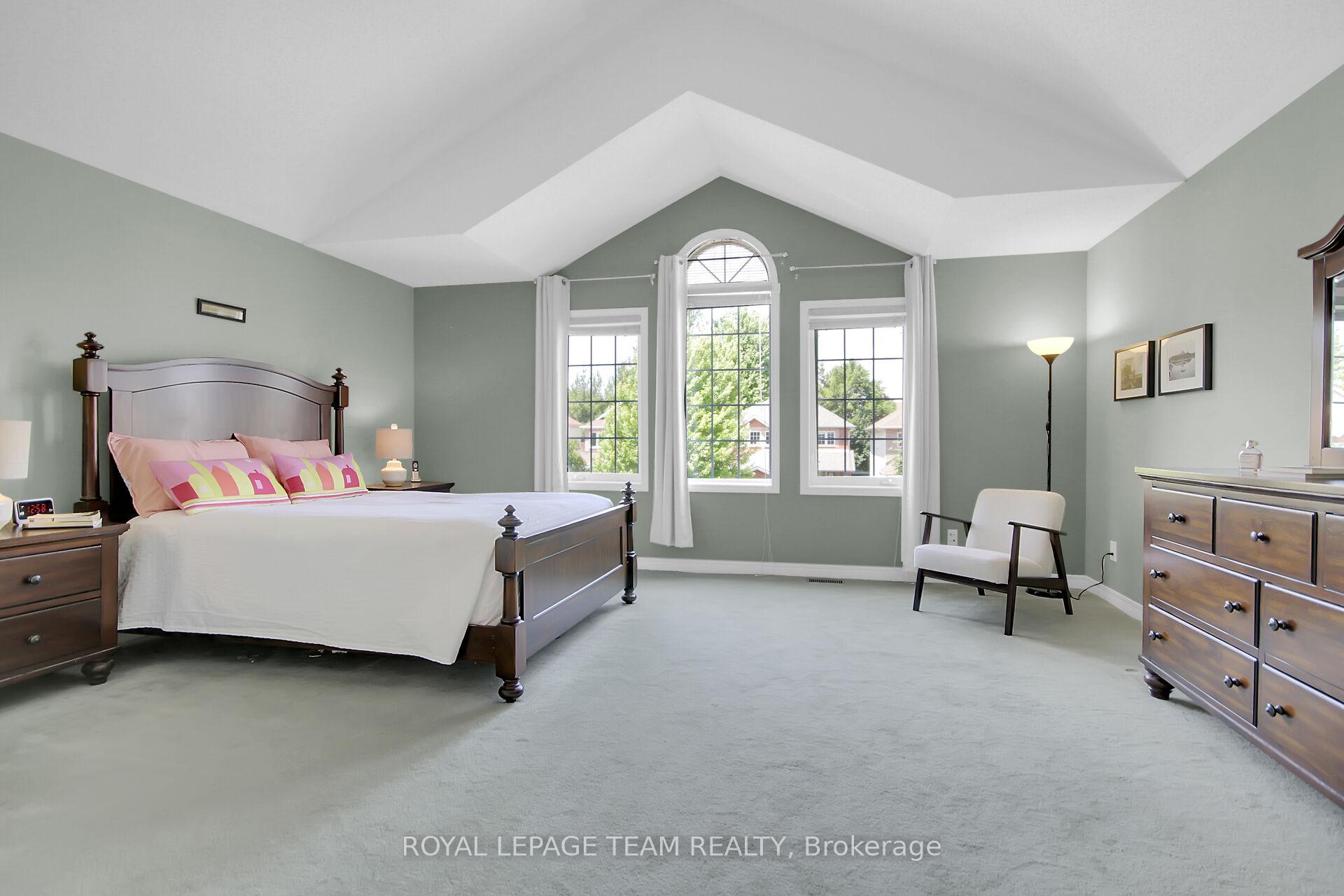 Photo 4 of 59 Maricona Way, Ottawa, Kanata - Kanata Lakes/Heritage Hills — HOMEH