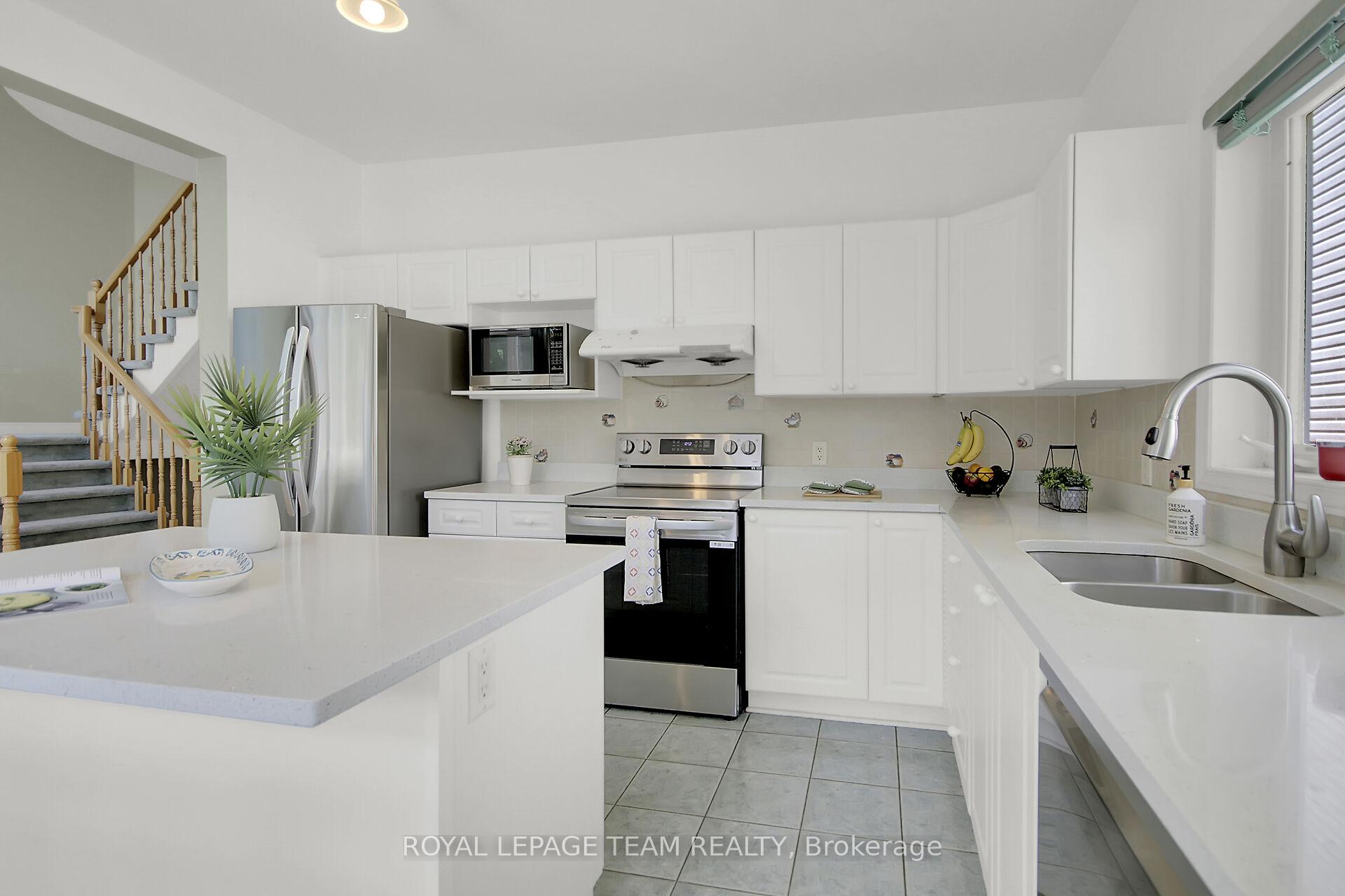 Photo 17 of 59 Maricona Way, Ottawa, Kanata - Kanata Lakes/Heritage Hills — HOMEH