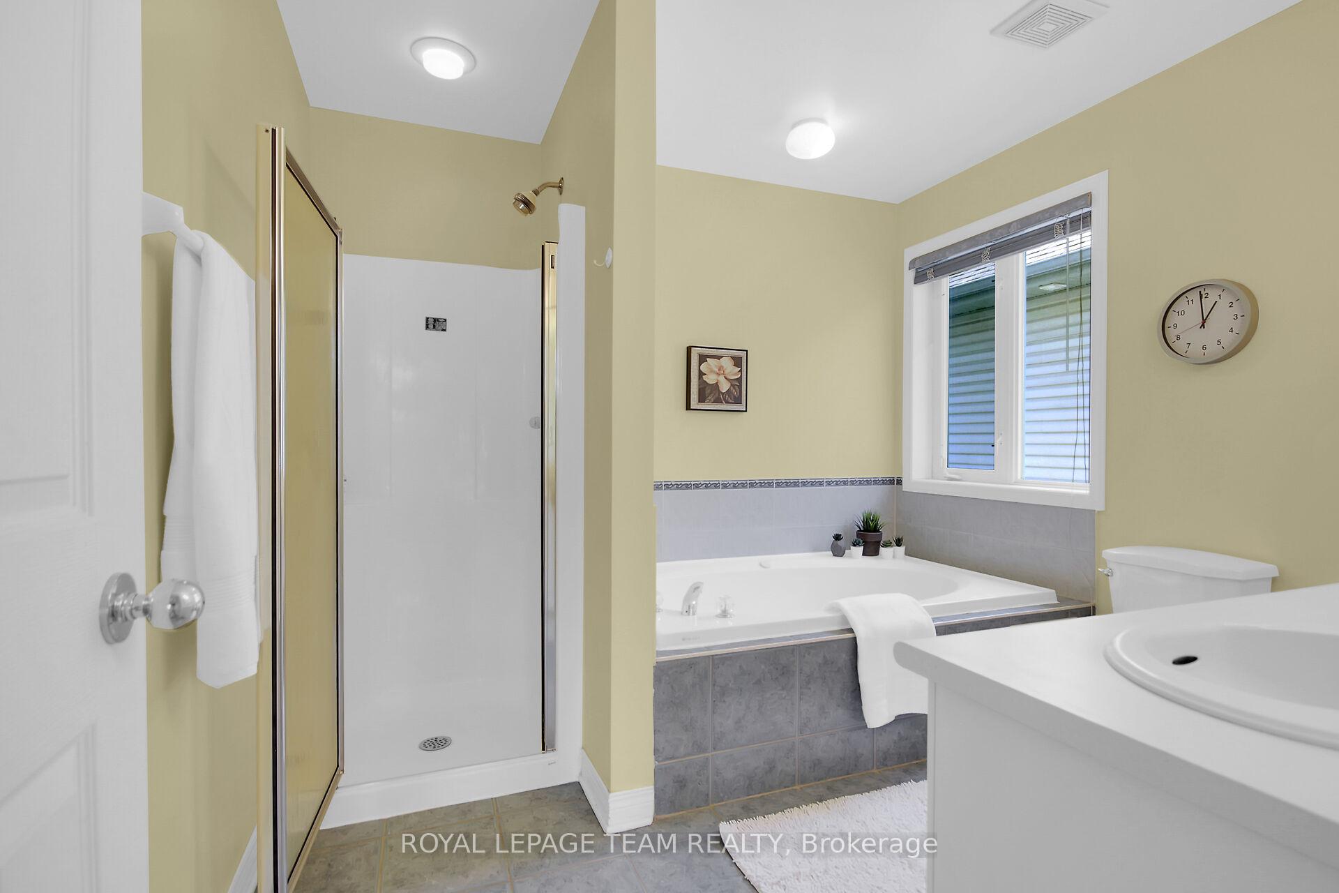 Photo 28 of 59 Maricona Way, Ottawa, Kanata - Kanata Lakes/Heritage Hills — HOMEH