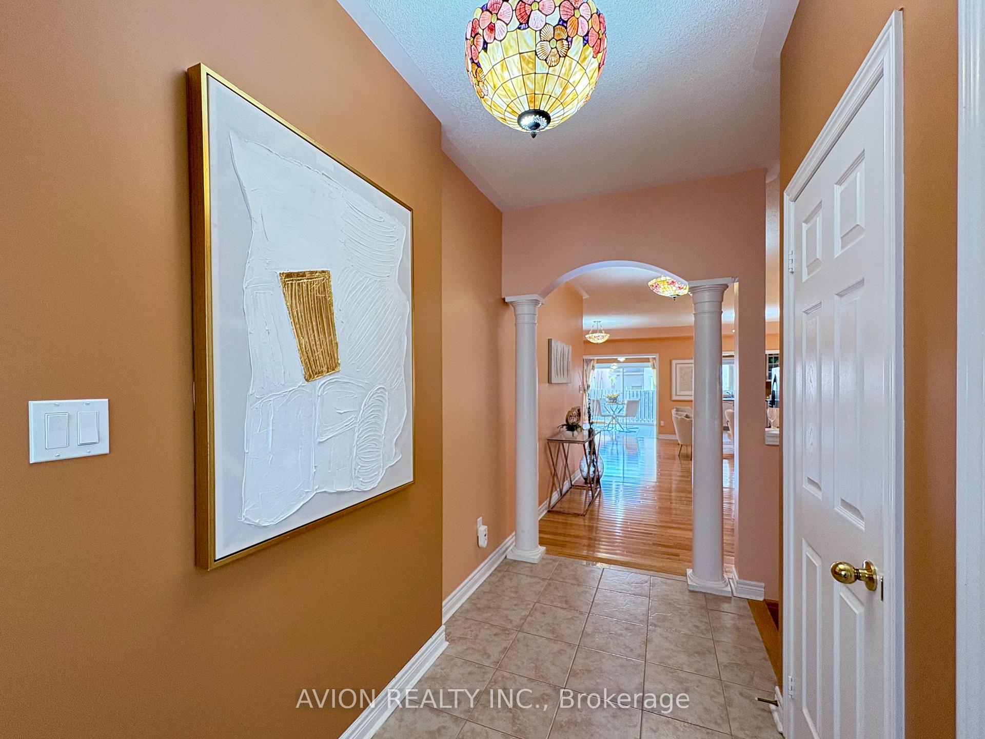 Photo 3 of 9 Outerbrook Road, Markham, Greensborough — HOMEH