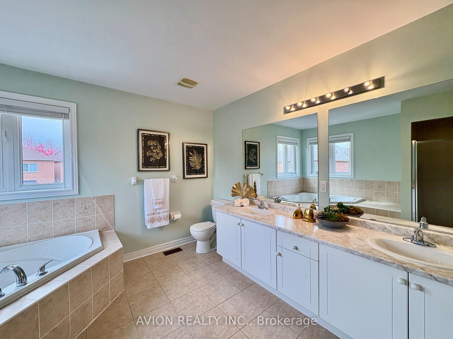 Photo 28 of 9 Outerbrook Road, Markham, Greensborough — HOMEH