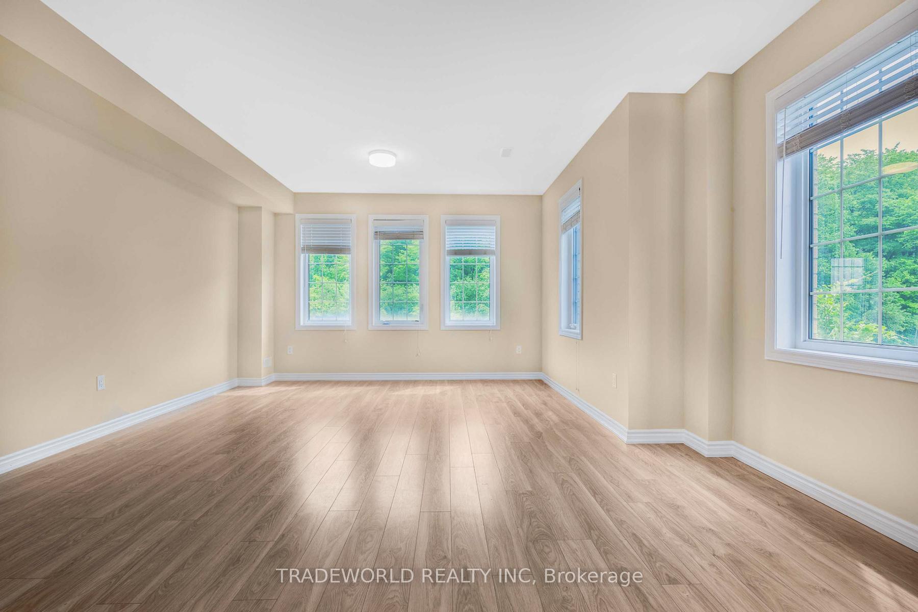 Photo 5 of 210 William Forster Road, Markham, Cornell — HOMEH