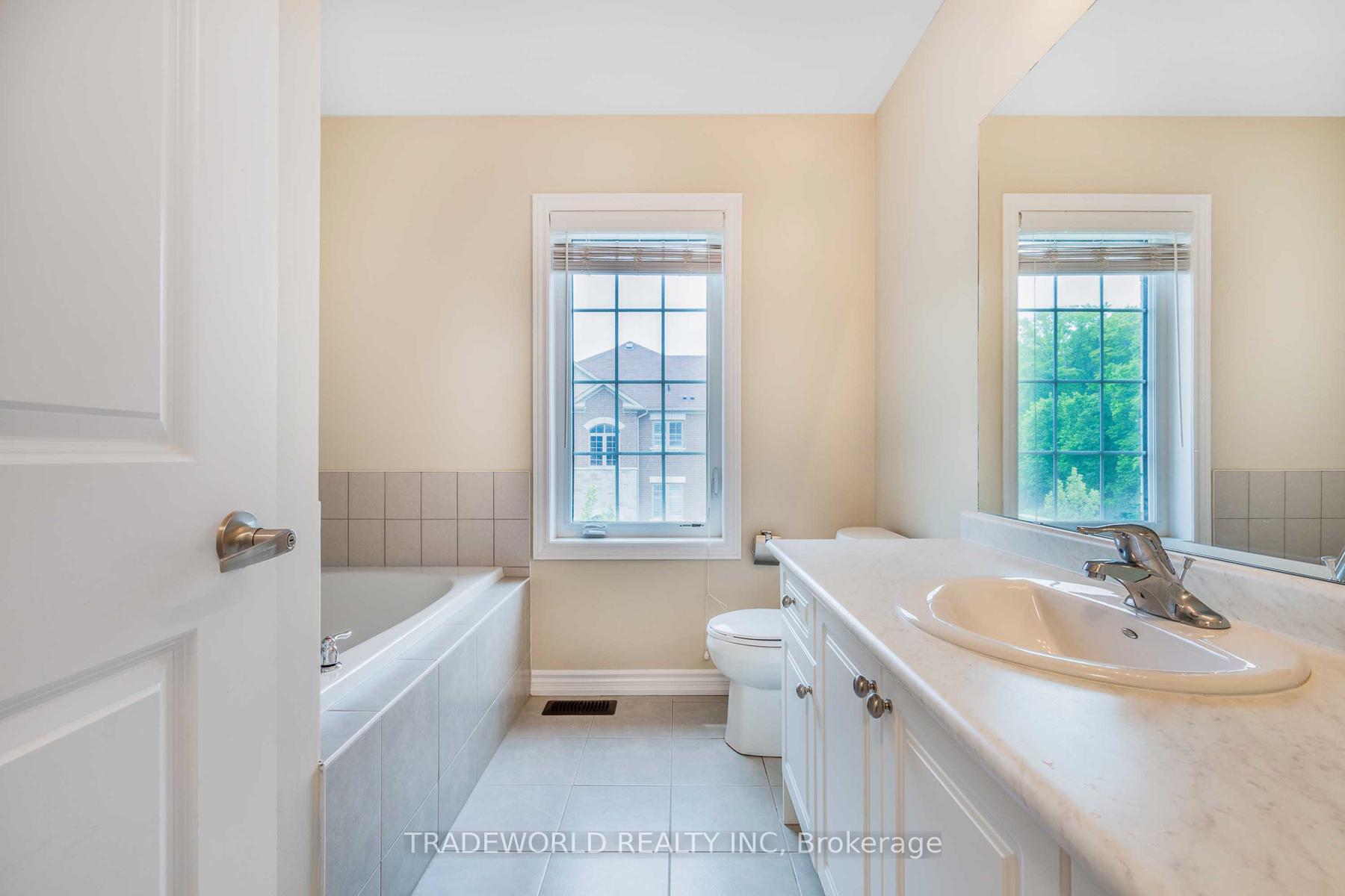 Photo 18 of 210 William Forster Road, Markham, Cornell — HOMEH