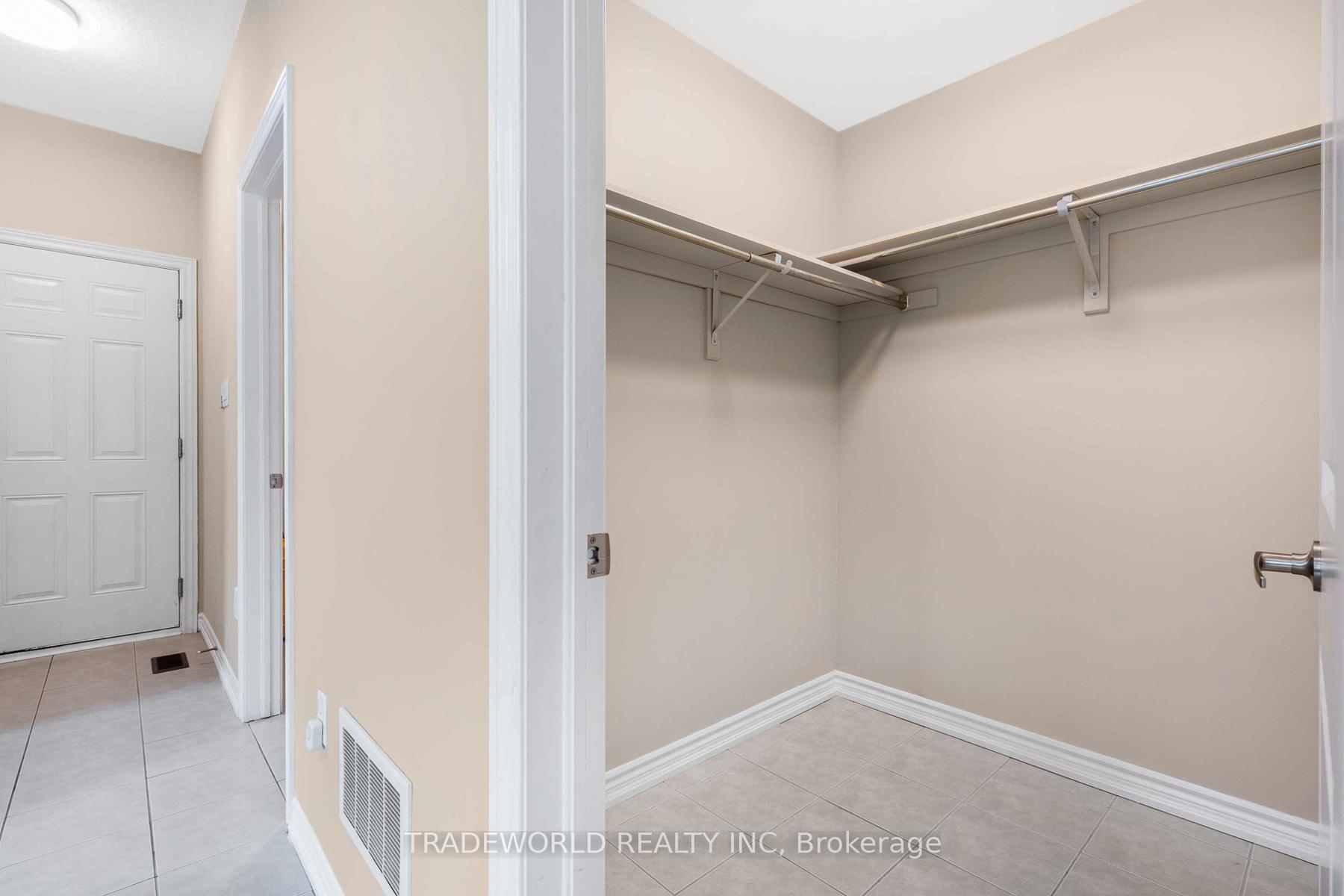 Photo 23 of 210 William Forster Road, Markham, Cornell — HOMEH