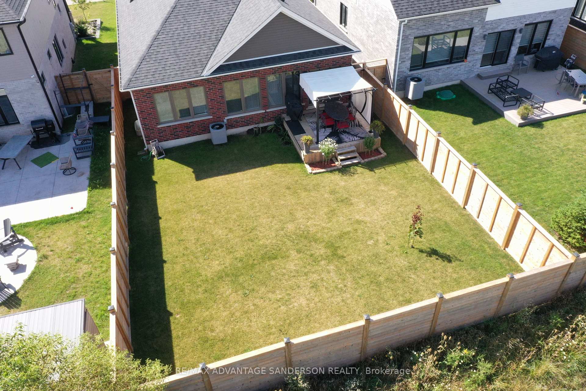 Photo 6 of 42 Bowman Drive, Middlesex Centre, Ilderton — HOMEH