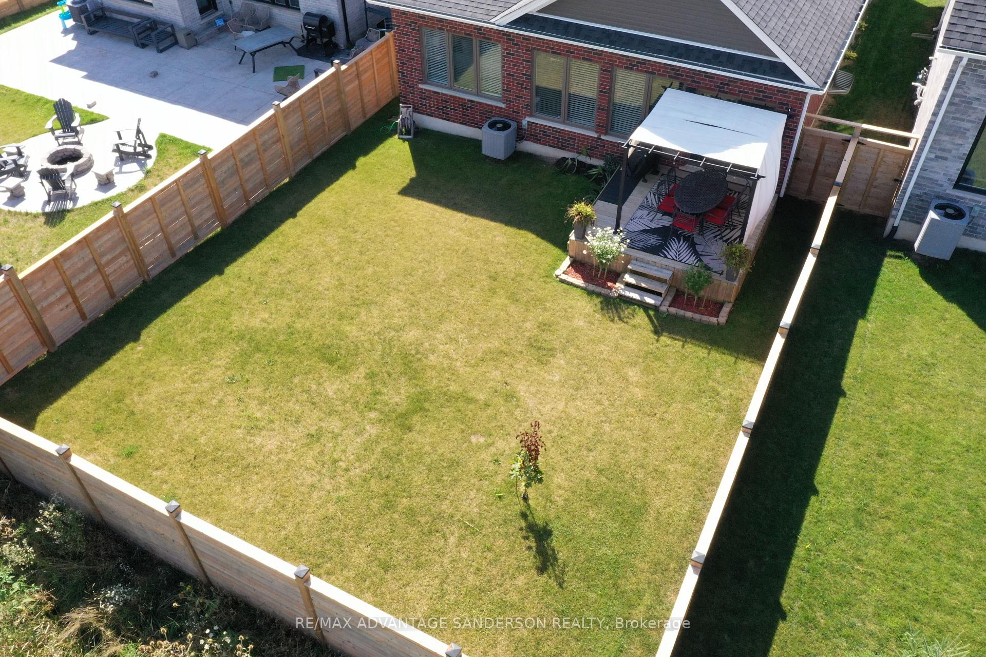 Photo 7 of 42 Bowman Drive, Middlesex Centre, Ilderton — HOMEH