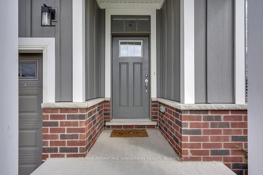 Photo 10 of 42 Bowman Drive, Middlesex Centre, Ilderton — HOMEH