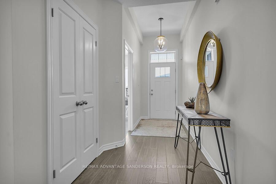 Photo 11 of 42 Bowman Drive, Middlesex Centre, Ilderton — HOMEH