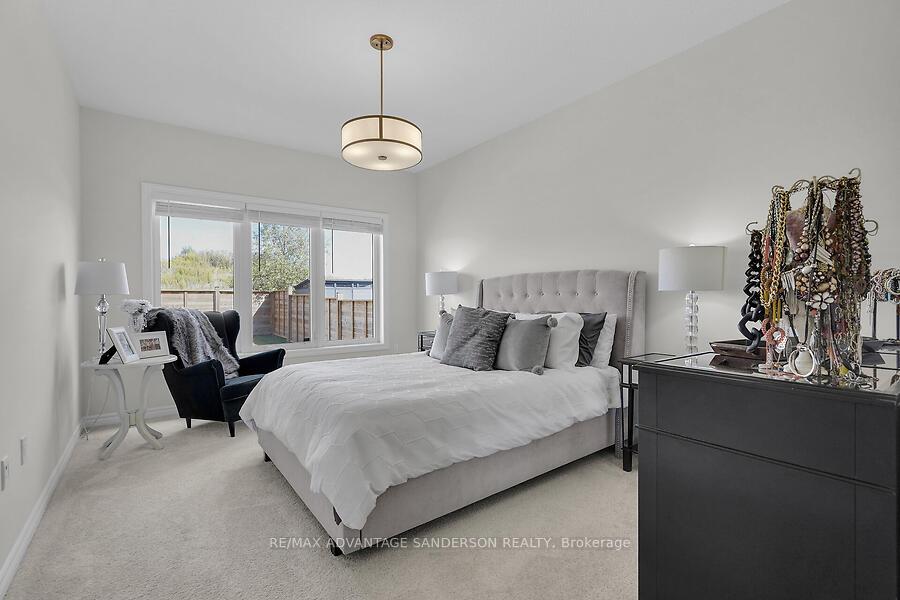 Photo 25 of 42 Bowman Drive, Middlesex Centre, Ilderton — HOMEH
