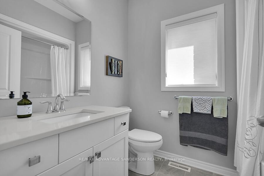Photo 32 of 42 Bowman Drive, Middlesex Centre, Ilderton — HOMEH