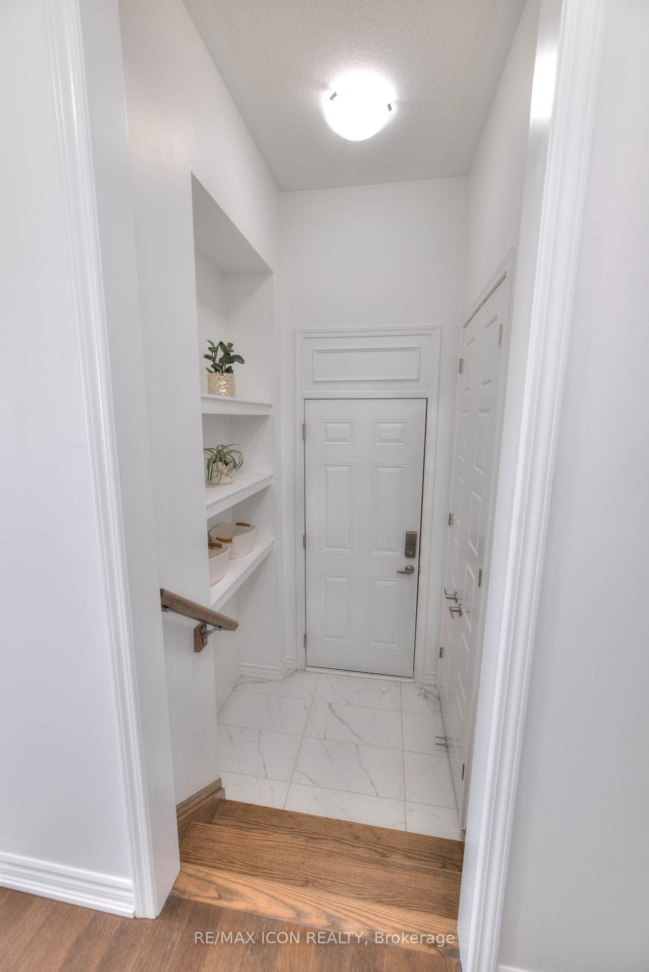 Photo 9 of 22 Saxony Street, Kitchener — HOMEH