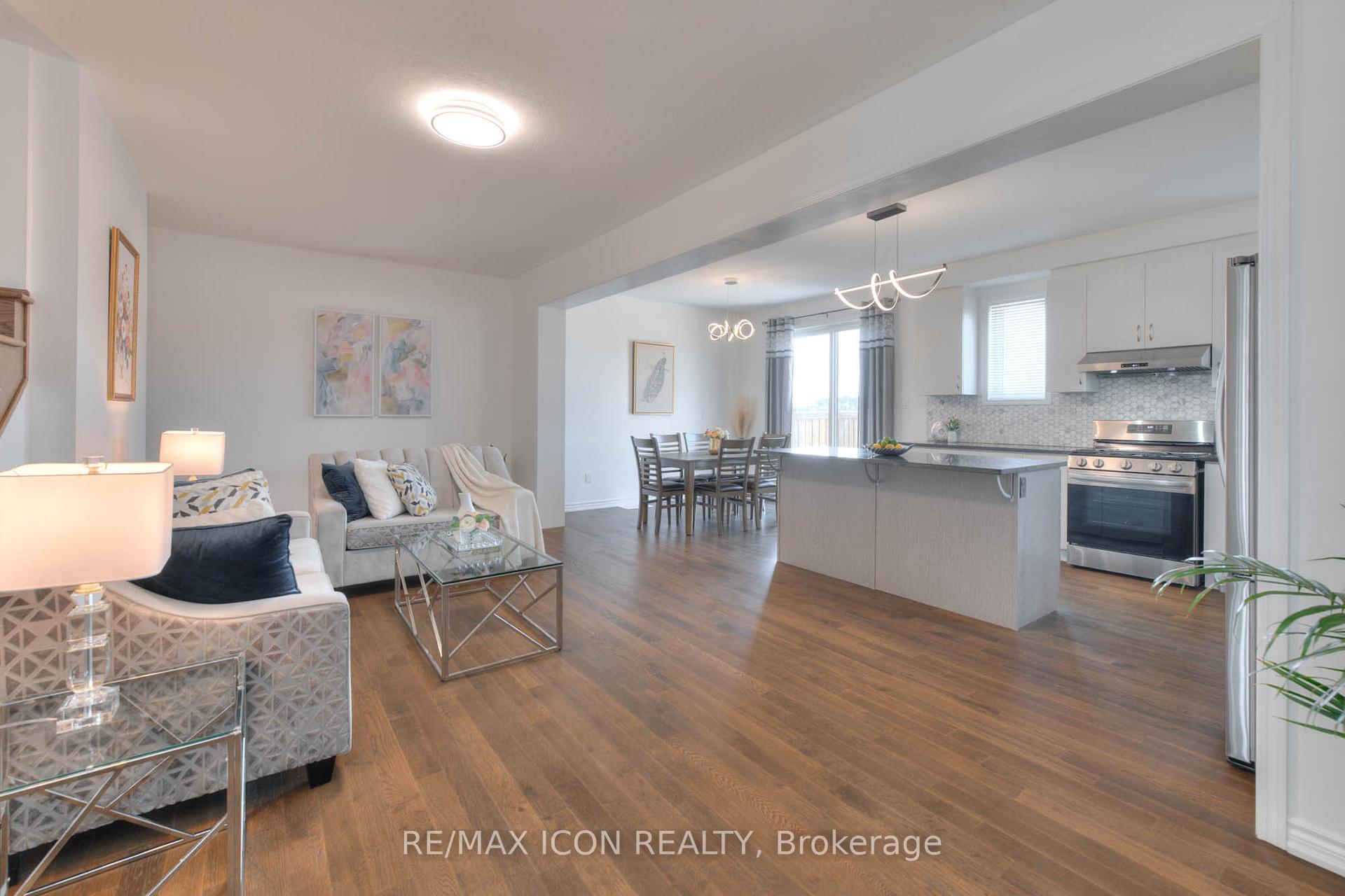 Photo 13 of 22 Saxony Street, Kitchener — HOMEH