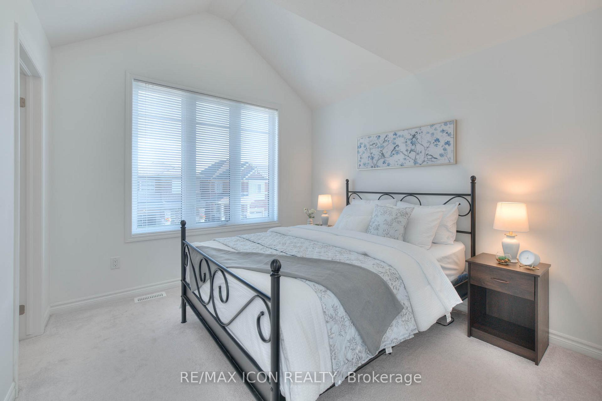 Photo 24 of 22 Saxony Street, Kitchener — HOMEH