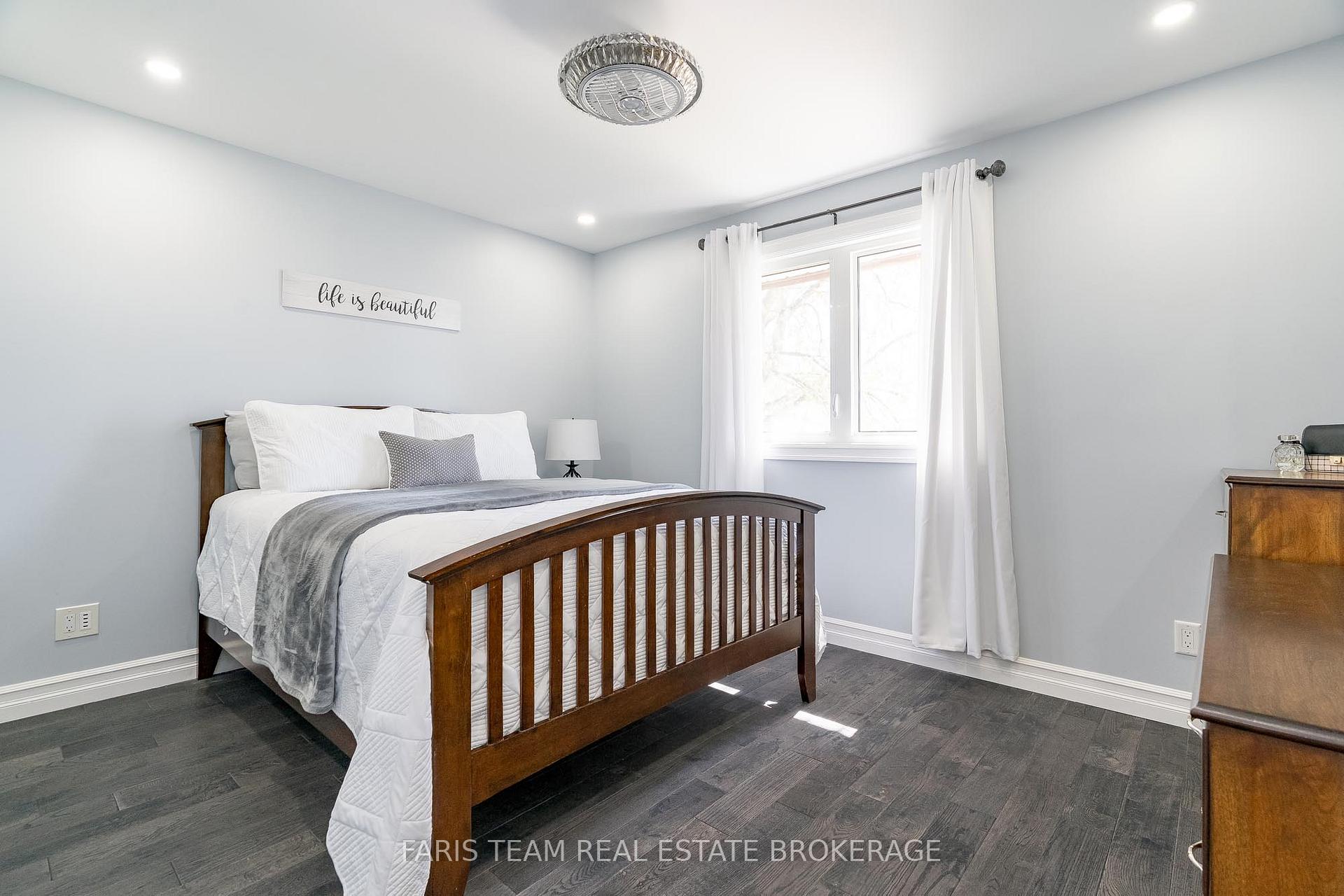 Photo 12 of 661 Manly Street, Midland — HOMEH