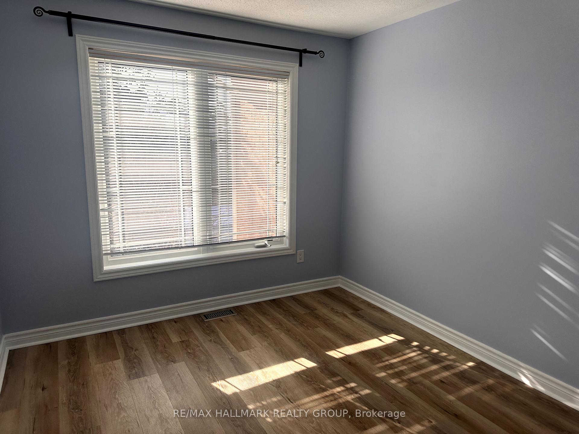 Photo 7 of 248 Forestbrook Street, Ottawa, Kanata - Morgan's Grant/South March — HOMEH