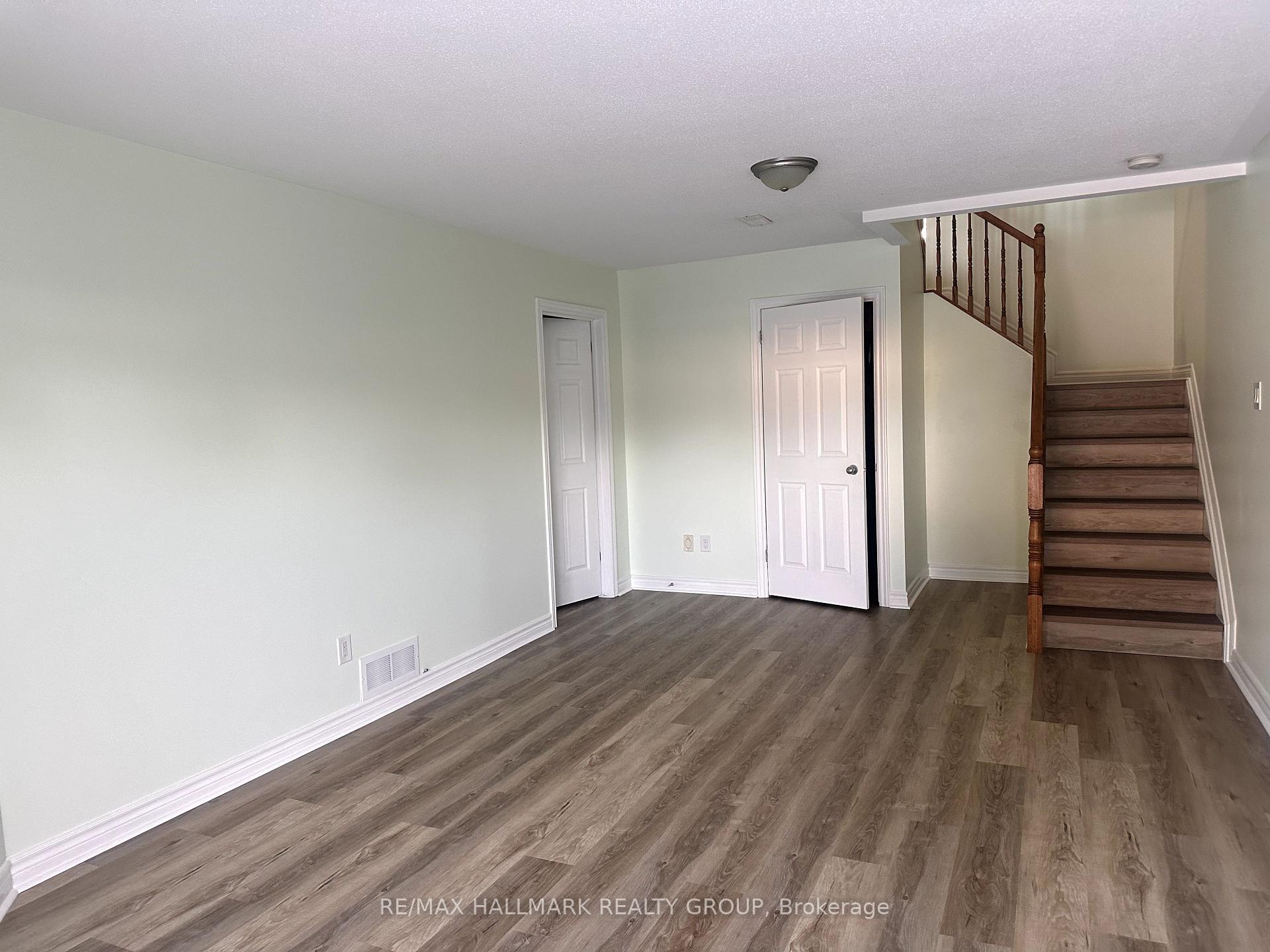 Photo 11 of 248 Forestbrook Street, Ottawa, Kanata - Morgan's Grant/South March — HOMEH