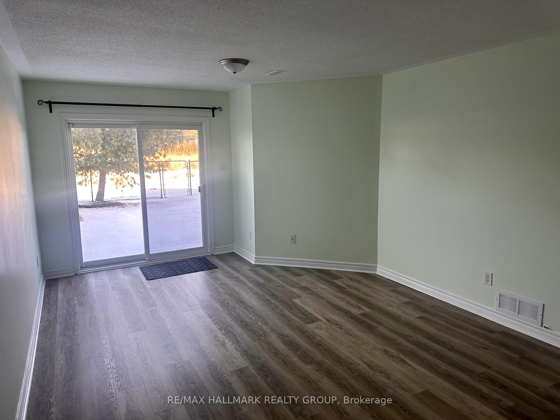 Photo 12 of 248 Forestbrook Street, Ottawa, Kanata - Morgan's Grant/South March — HOMEH