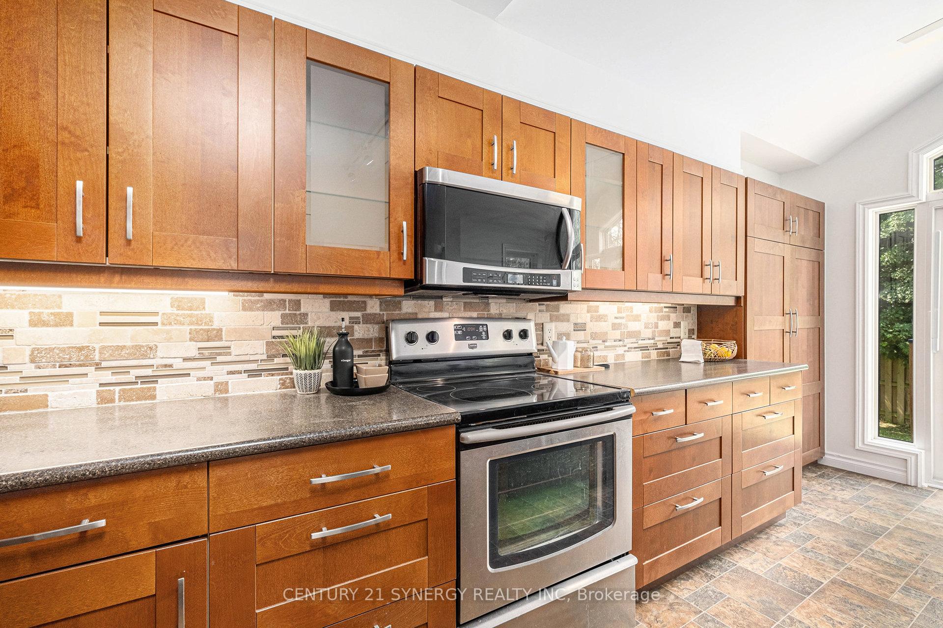 Photo 13 of 62 Moresby Drive, Ottawa, Kanata - Bridlewood — HOMEH