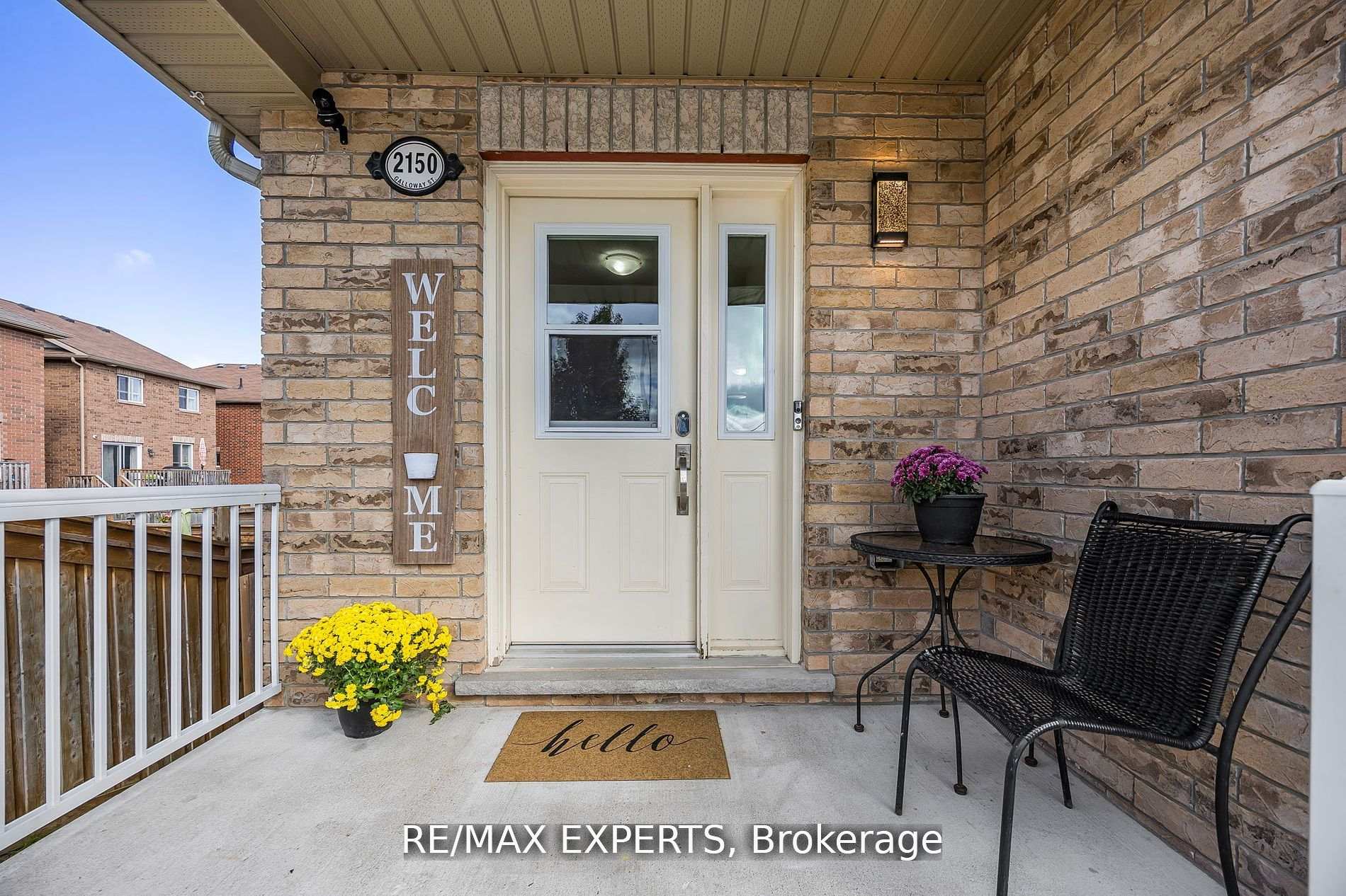 Photo 2 of 2150 Galloway Street, Innisfil, Alcona — HOMEH