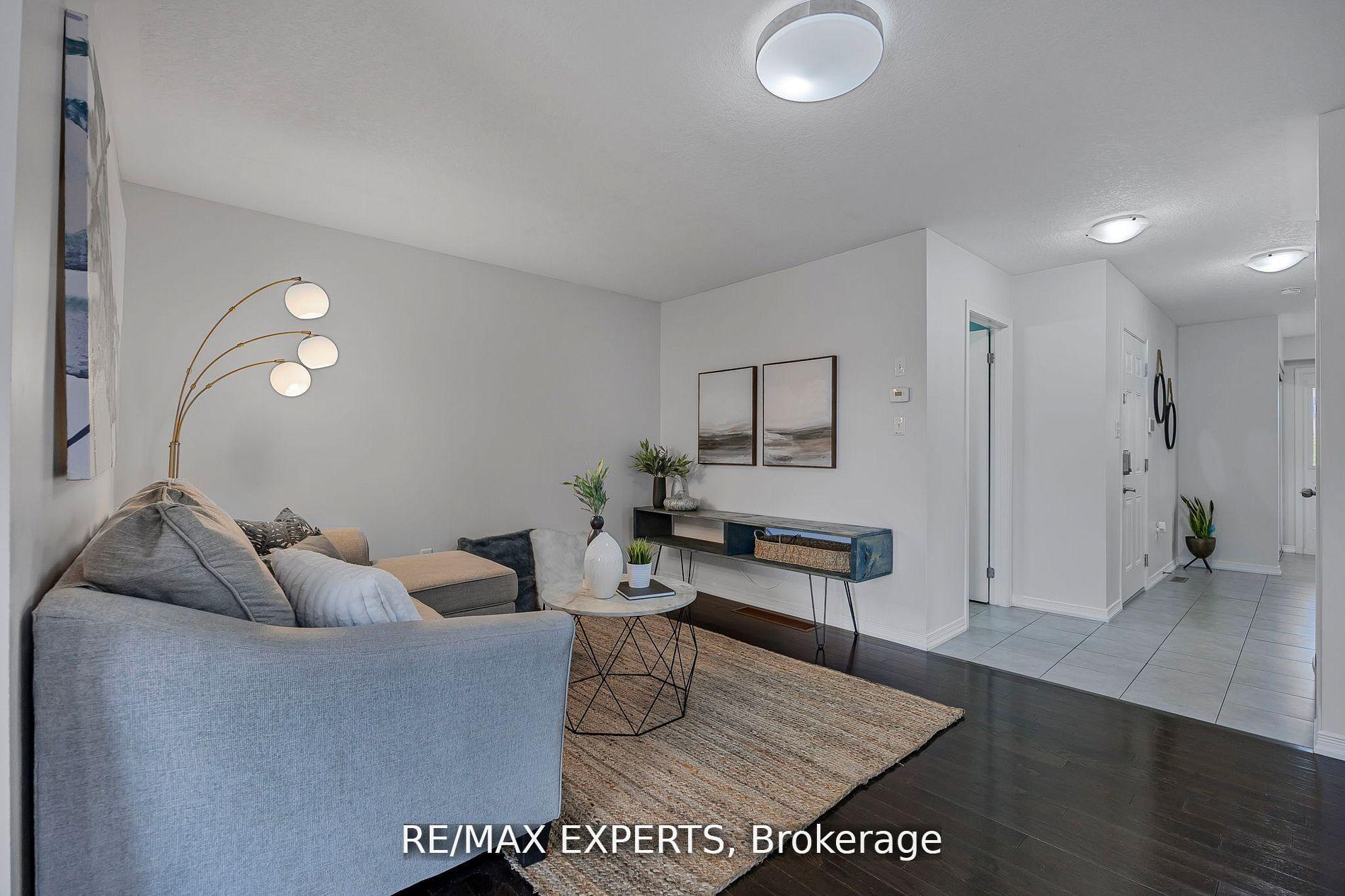 Photo 5 of 2150 Galloway Street, Innisfil, Alcona — HOMEH