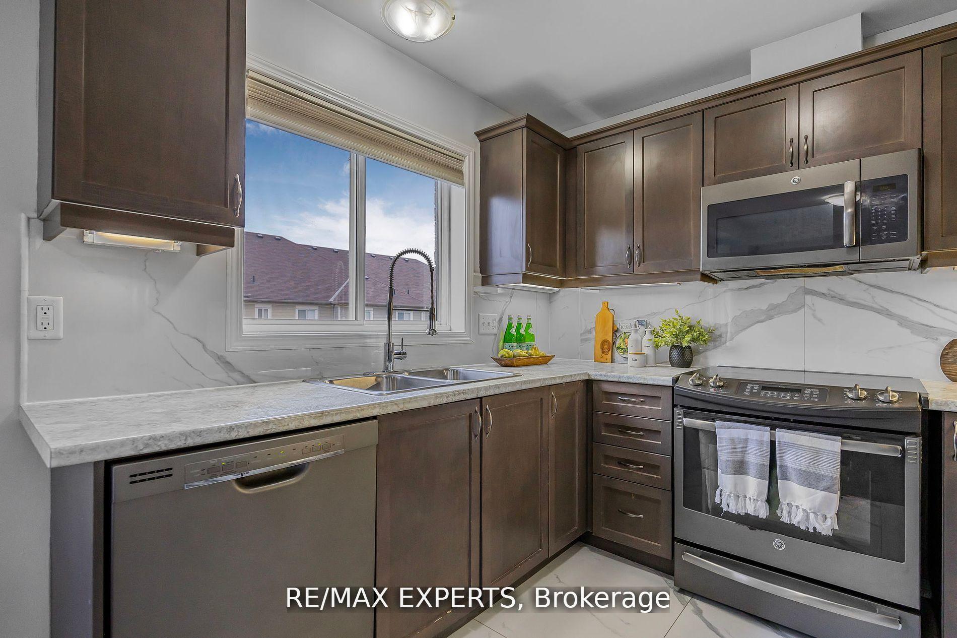 Photo 11 of 2150 Galloway Street, Innisfil, Alcona — HOMEH