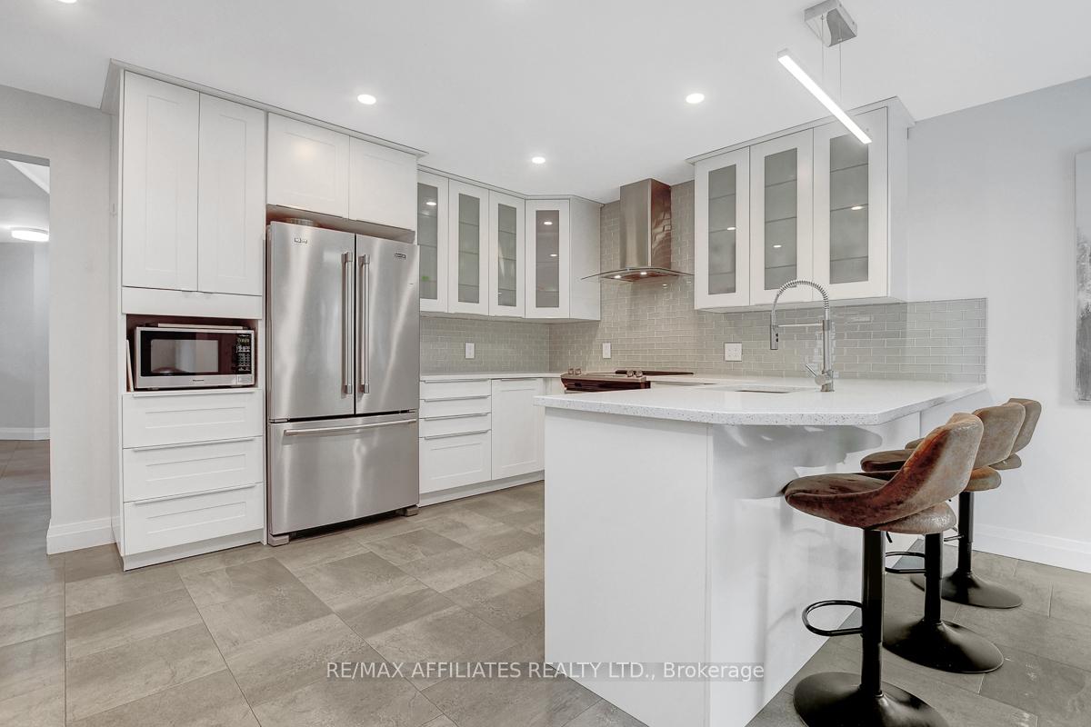 Photo 18 of 31 Spur Avenue, Ottawa, Kanata - Bridlewood — HOMEH