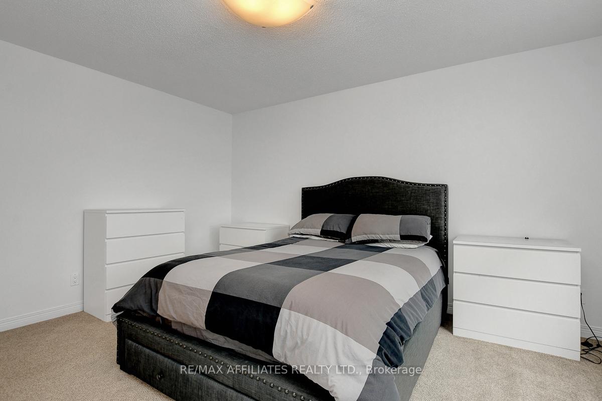 Photo 30 of 31 Spur Avenue, Ottawa, Kanata - Bridlewood — HOMEH