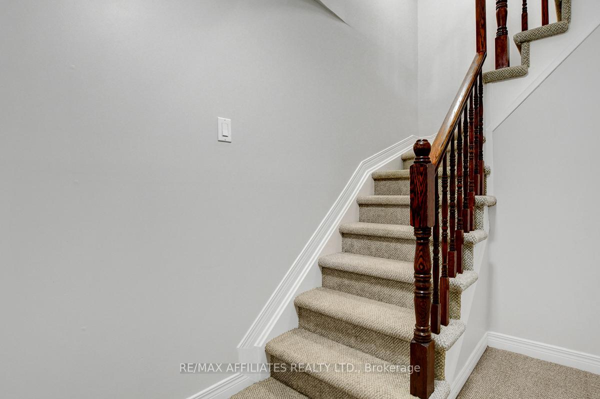 Photo 39 of 31 Spur Avenue, Ottawa, Kanata - Bridlewood — HOMEH