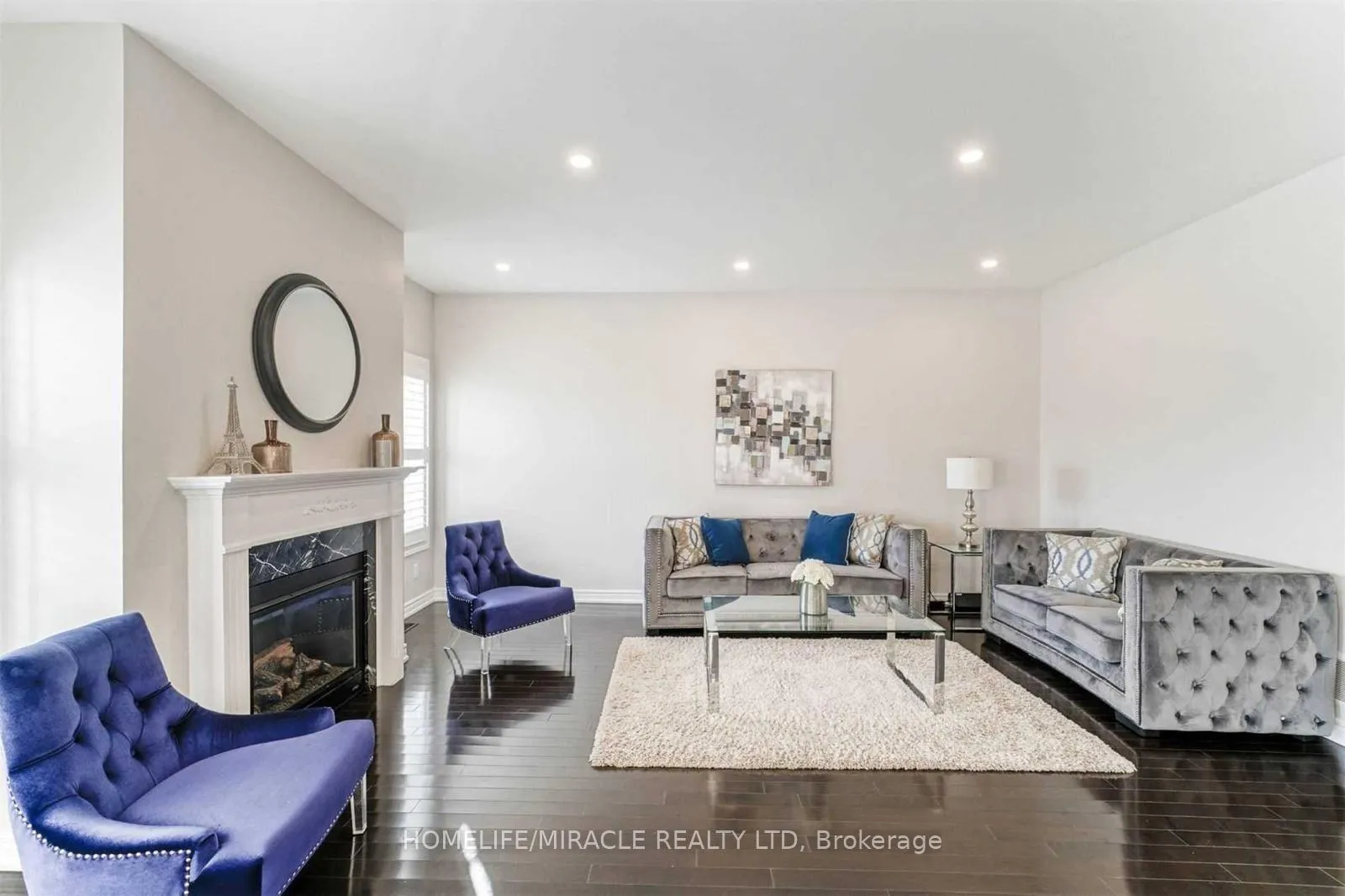 Photo 3 of Unit Upper, 766 Miltonbrook Crescent, Milton, Willmott — HOMEH