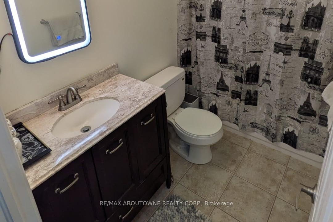 Photo 12 of 254 Fall Fair Way, Hamilton, Binbrook — HOMEH