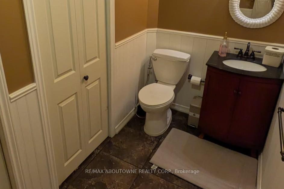 Photo 18 of 254 Fall Fair Way, Hamilton, Binbrook — HOMEH