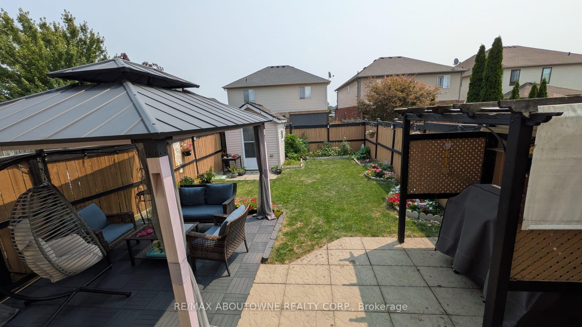 Photo 19 of 254 Fall Fair Way, Hamilton, Binbrook — HOMEH