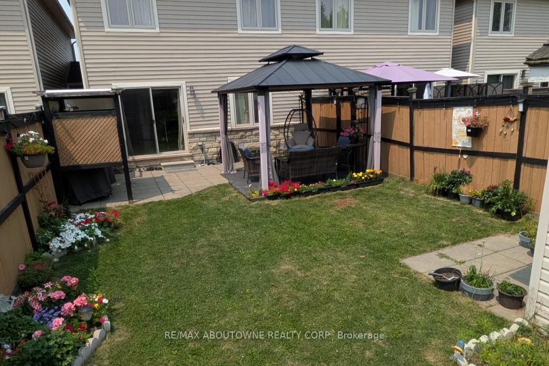 Photo 21 of 254 Fall Fair Way, Hamilton, Binbrook — HOMEH