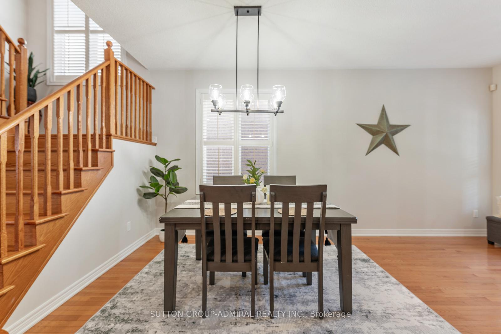 Photo 5 of 16 Appleview Road, Markham, Greensborough — HOMEH