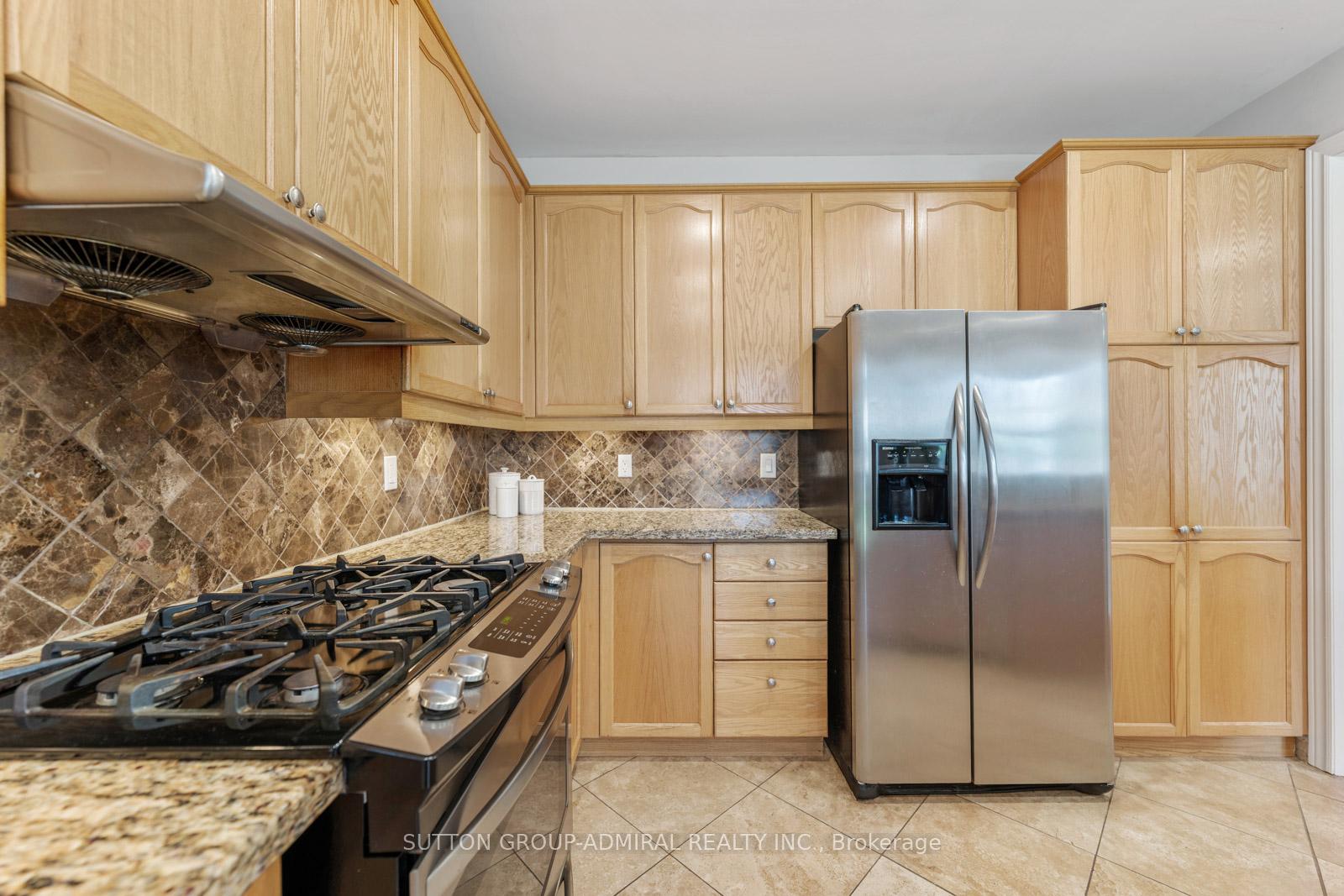 Photo 10 of 16 Appleview Road, Markham, Greensborough — HOMEH