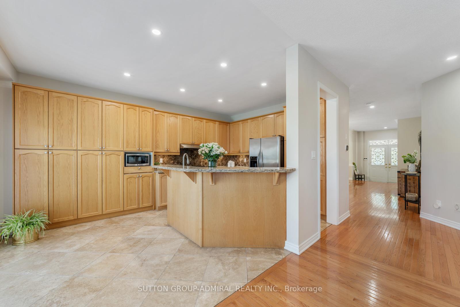 Photo 12 of 16 Appleview Road, Markham, Greensborough — HOMEH