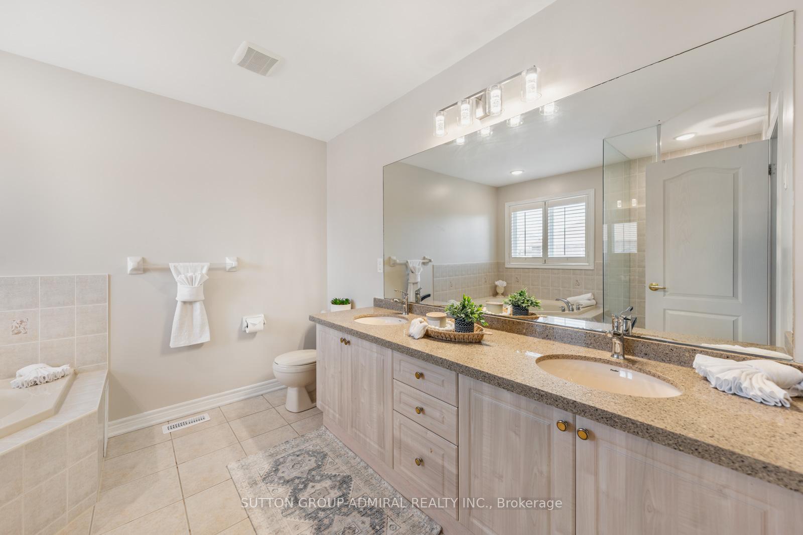Photo 21 of 16 Appleview Road, Markham, Greensborough — HOMEH