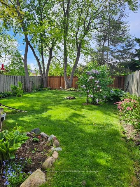 Photo 38 of 69 Spragg Circle, Markham, Markham Village — HOMEH