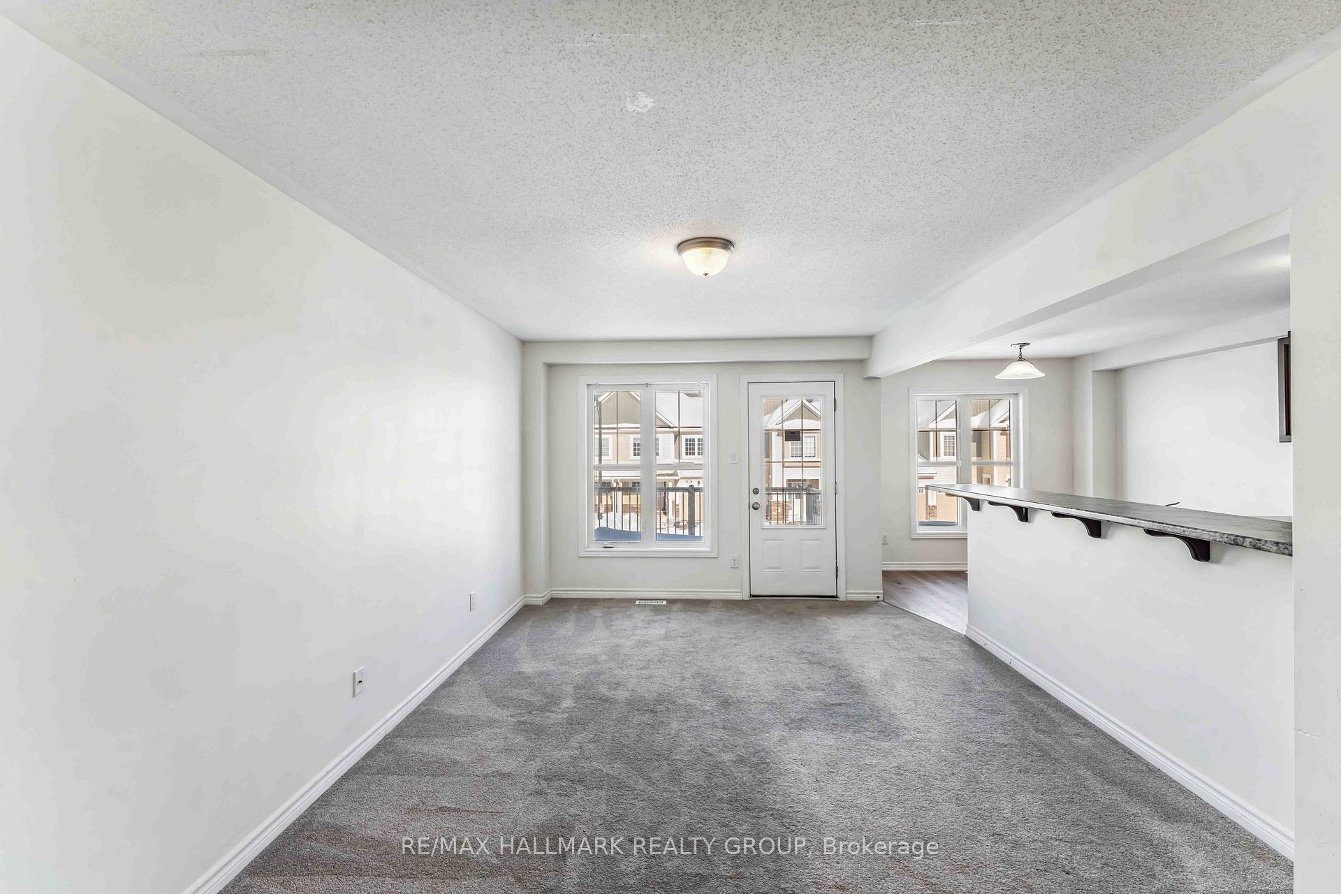 Photo 8 of 567 Roundleaf Way, Ottawa, Kanata - Emerald Meadows/Trailwest — HOMEH