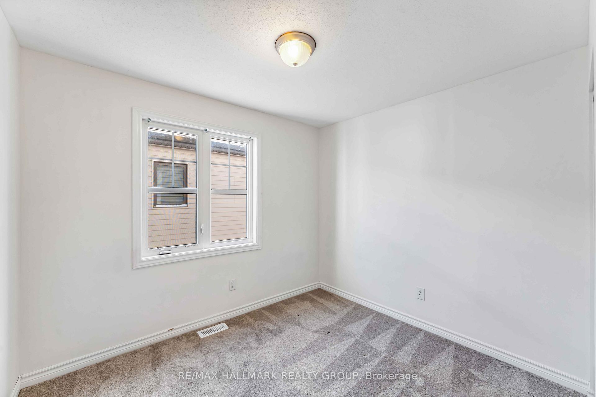 Photo 13 of 567 Roundleaf Way, Ottawa, Kanata - Emerald Meadows/Trailwest — HOMEH