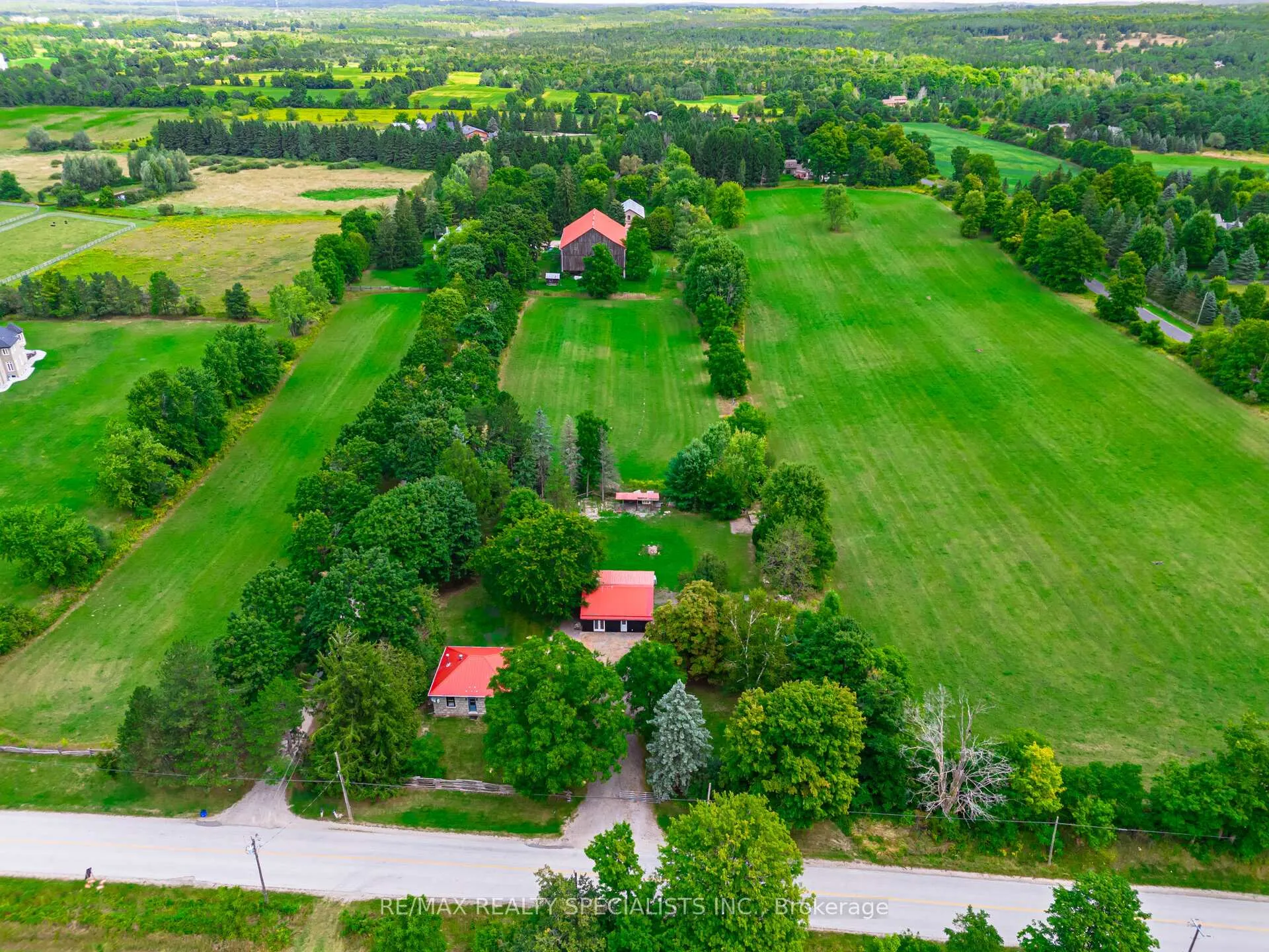 Photo 1 of 14041 Fourth Line, Milton, Rural Nassagaweya — HOMEH