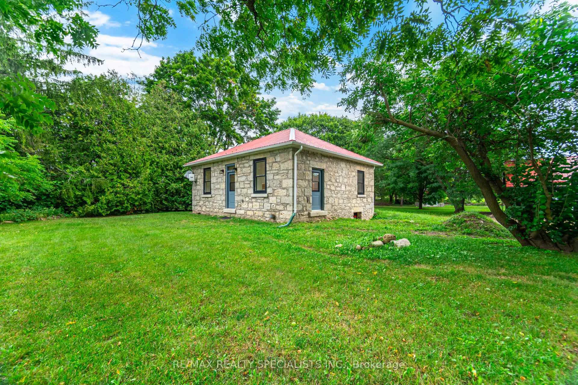 Photo 8 of 14041 Fourth Line, Milton, Rural Nassagaweya — HOMEH