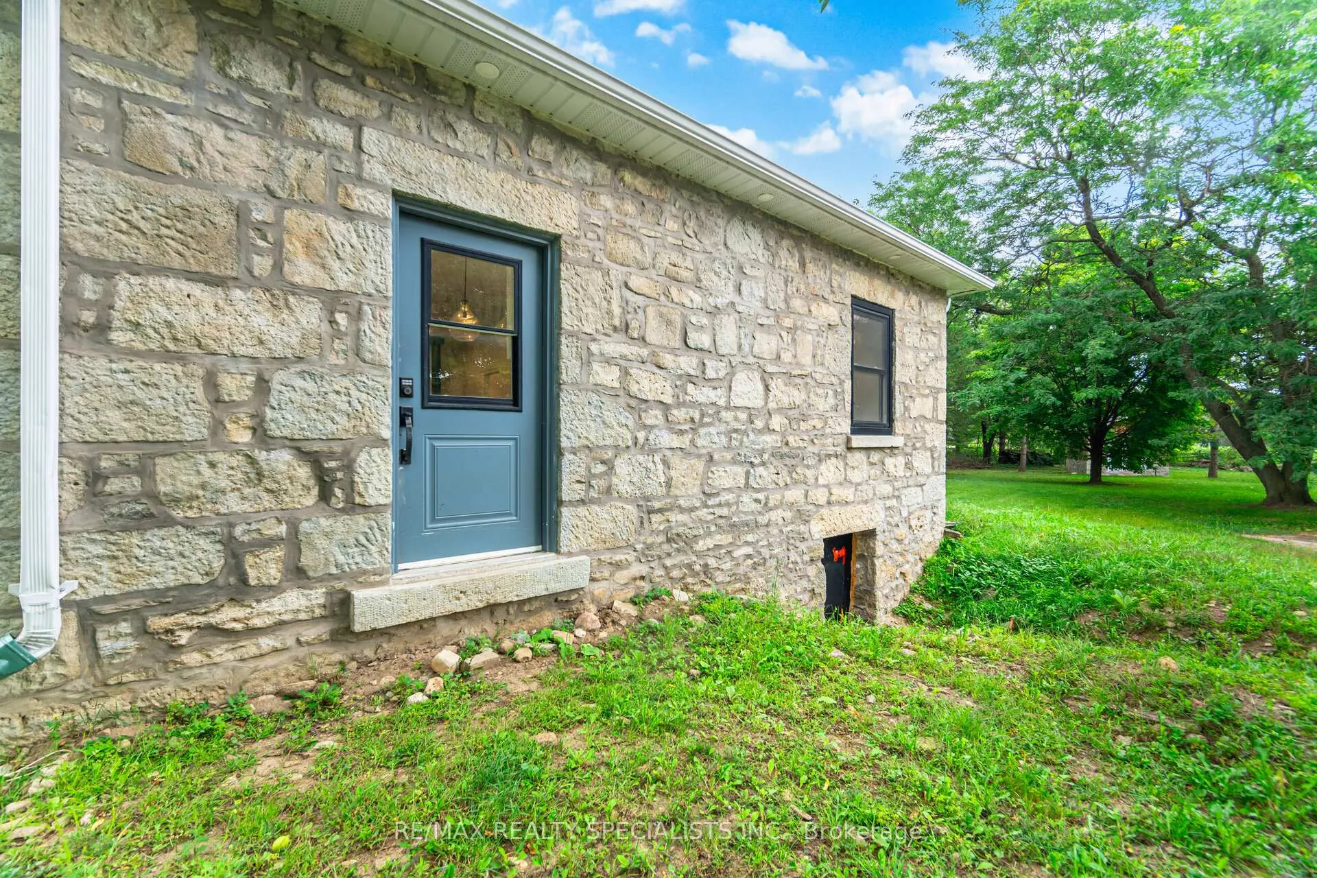Photo 26 of 14041 Fourth Line, Milton, Rural Nassagaweya — HOMEH