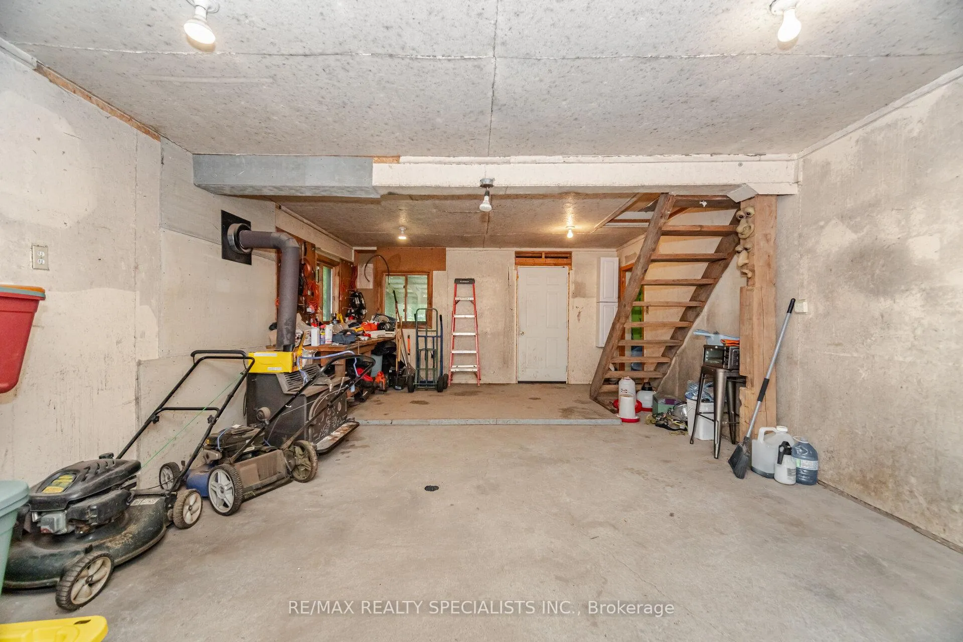 Photo 32 of 14041 Fourth Line, Milton, Rural Nassagaweya — HOMEH