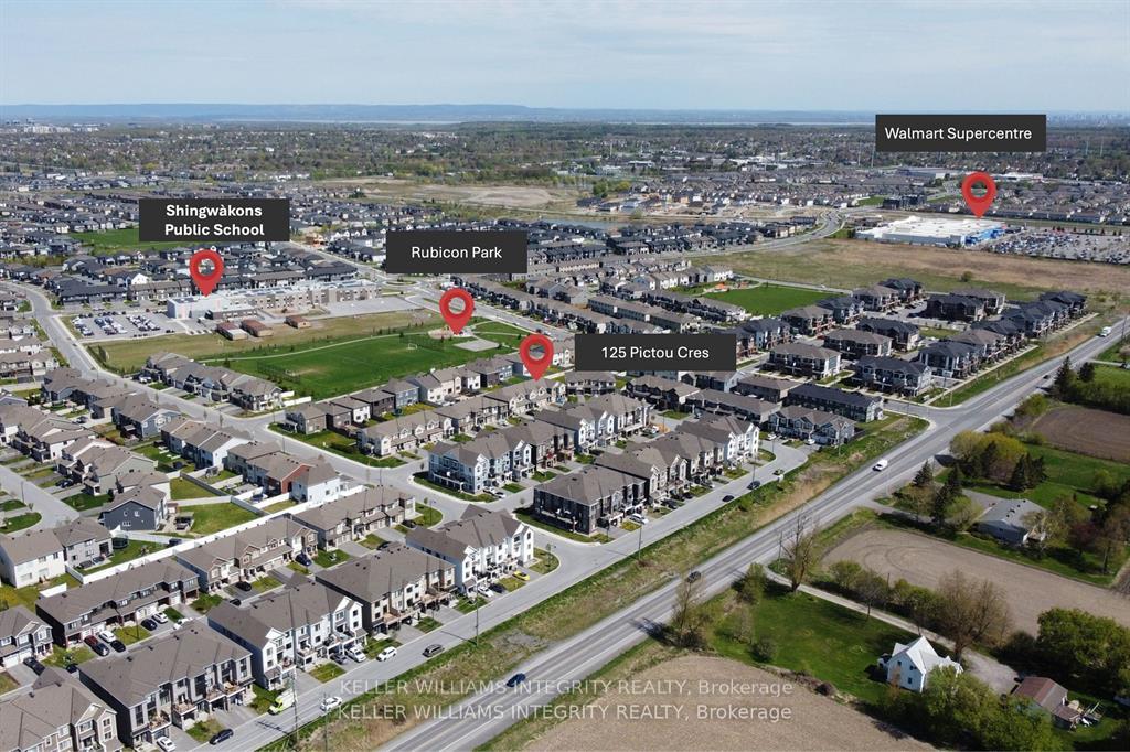 Photo 3 of 125 Pictou Crescent, Ottawa, Kanata - Emerald Meadows/Trailwest — HOMEH