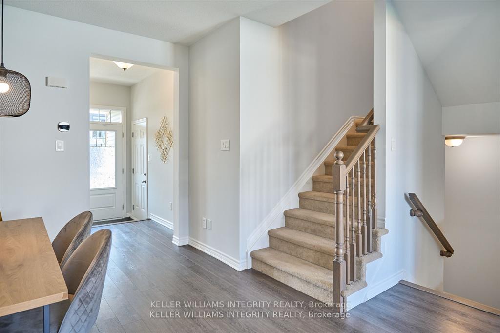 Photo 10 of 125 Pictou Crescent, Ottawa, Kanata - Emerald Meadows/Trailwest — HOMEH