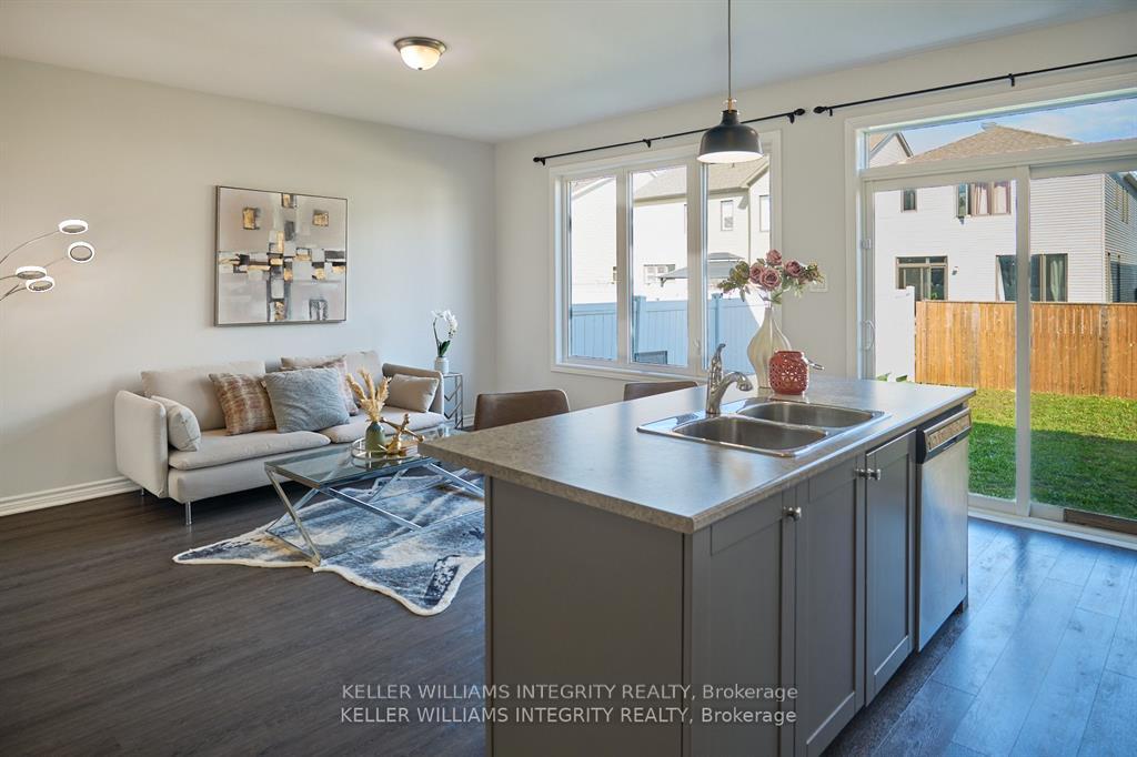 Photo 13 of 125 Pictou Crescent, Ottawa, Kanata - Emerald Meadows/Trailwest — HOMEH