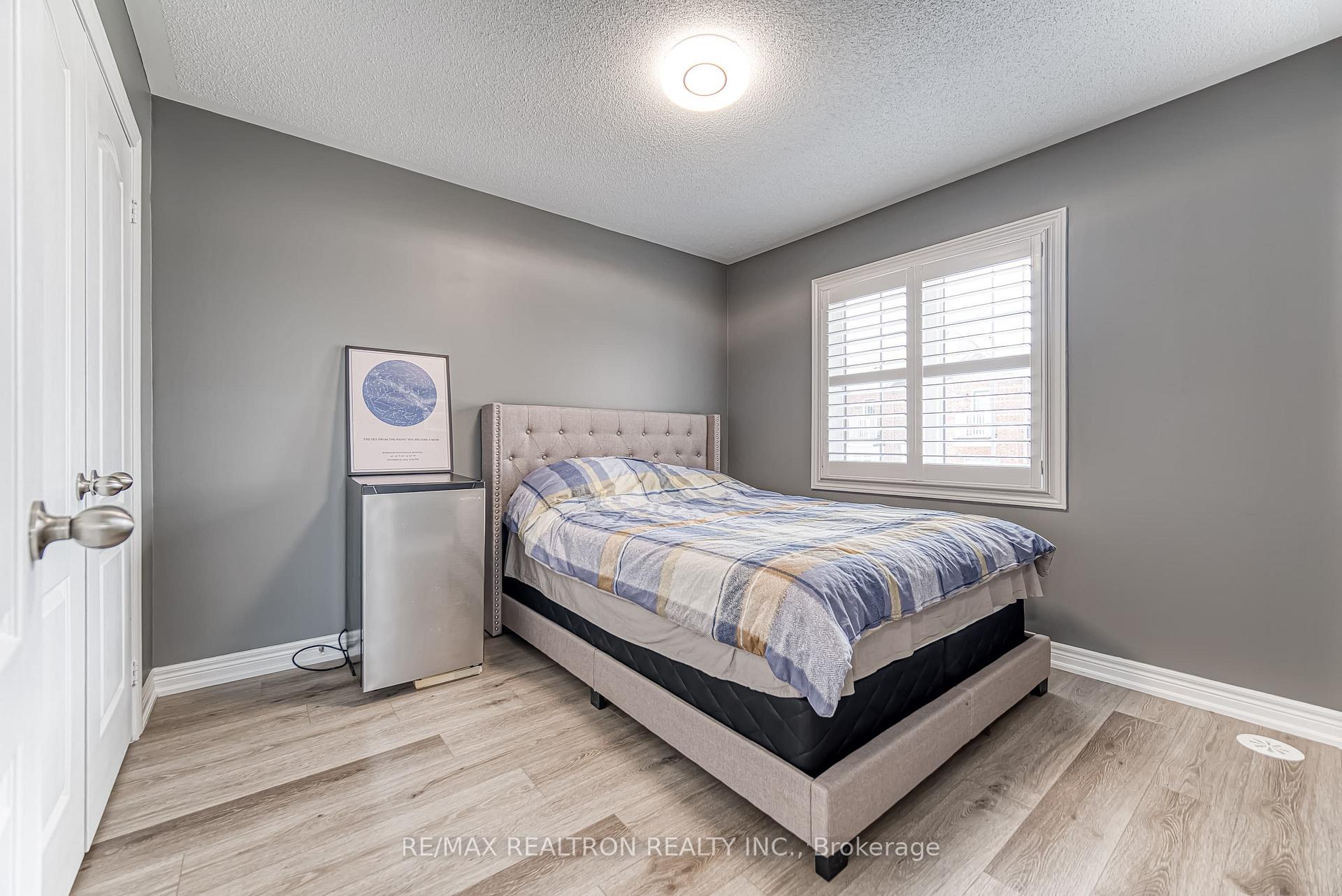 Photo 23 of 5 Larry Grove Way, Markham, Greensborough — HOMEH