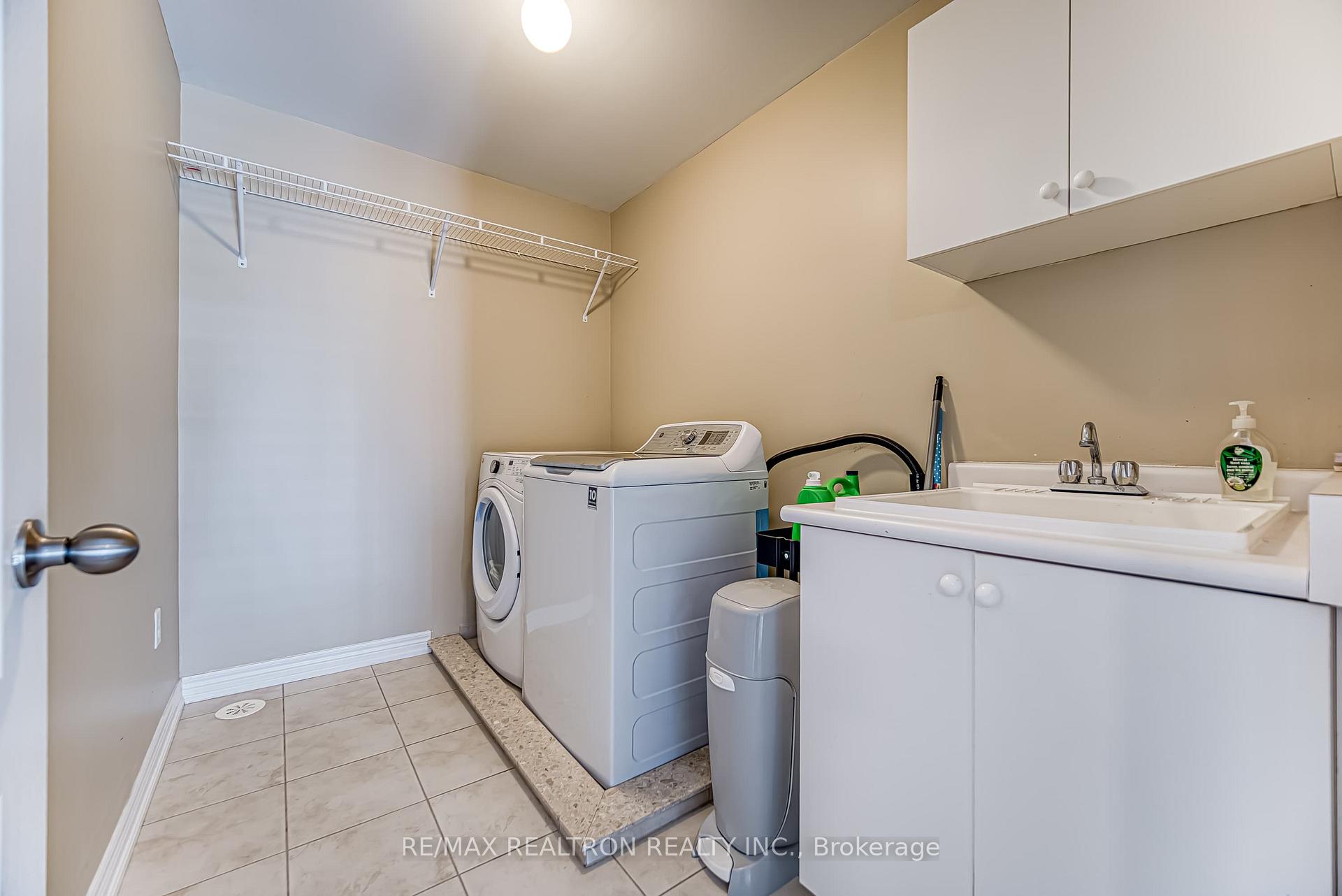 Photo 26 of 5 Larry Grove Way, Markham, Greensborough — HOMEH