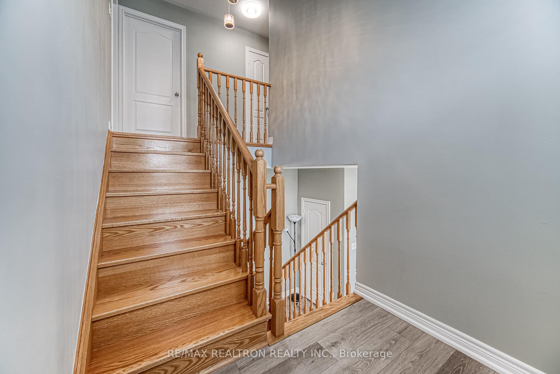 Photo 27 of 5 Larry Grove Way, Markham, Greensborough — HOMEH